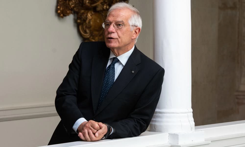 Στο πλευρό του Μακρόν ο Μπορέλ: Απαράδεκτα τα σχόλια του Ερντογάν